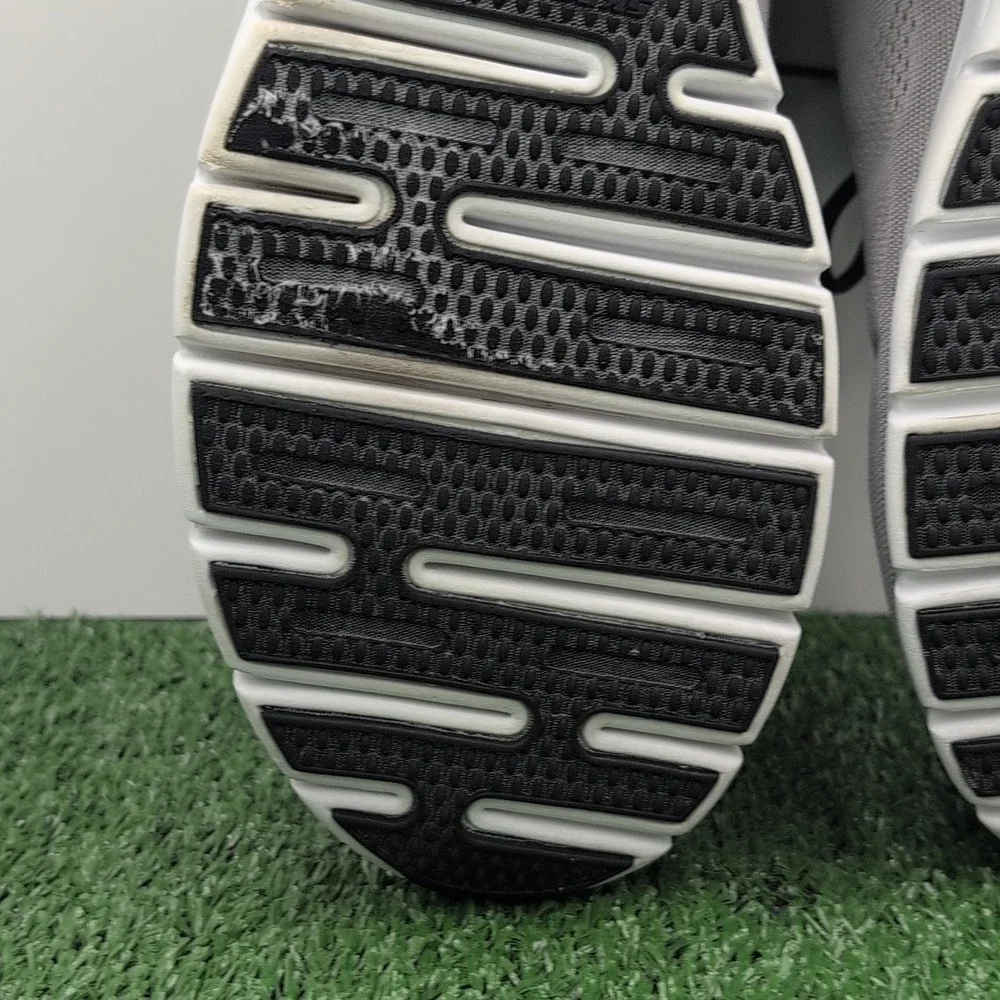 Skechers Sport Synergy Cloud Break Shoes 10.5 Memory‎ Foam Daily Athletic Run